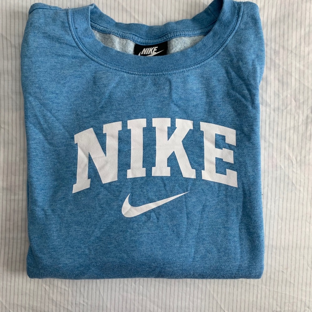 Nike pullover